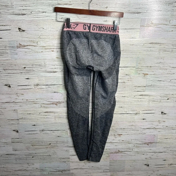 Gymshark  gray pink athletic work out leggings size small - Picture 6 of 7
